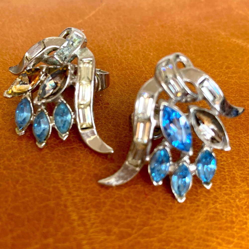 Crown trifari, pastel blue and rhinestone baguette clip earrings